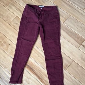 LILA RYAN Deep burgandy Jeans